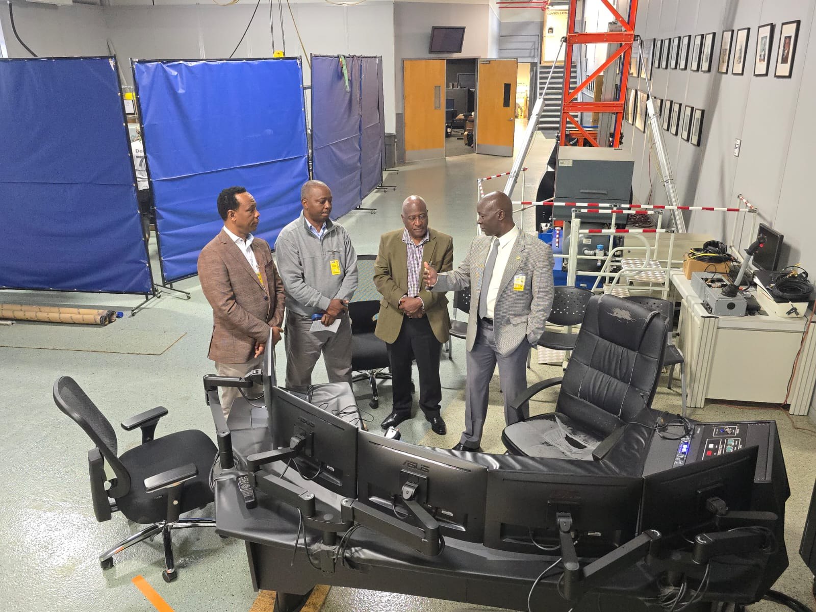 Kenya Air Force delegation with Interspiro